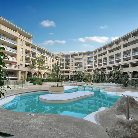 221 Cannes